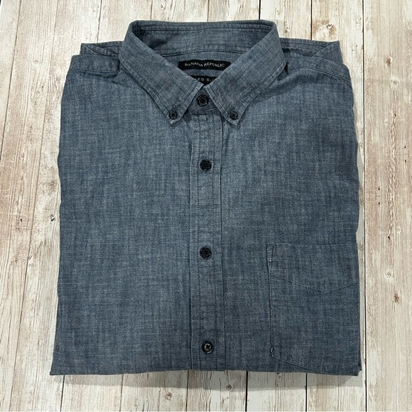 Banana Republic men’s, untucked, slim fit, chambray button-down shirt -sz L - Picture 5 of 11